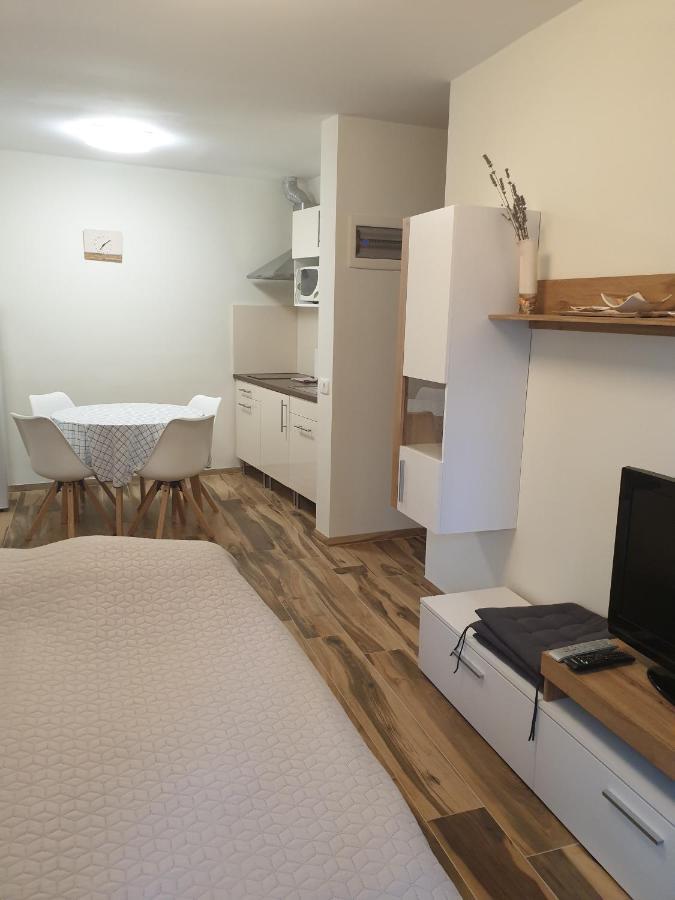 בפורטורוז Apartment With Terrace מראה חיצוני תמונה